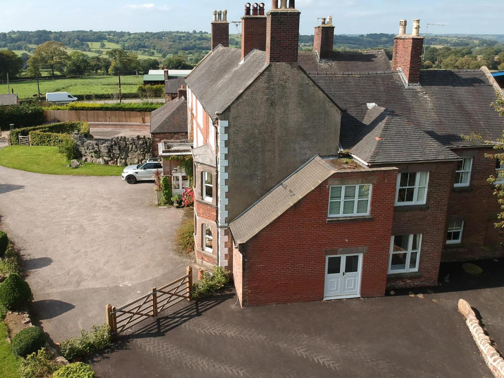 Heath View Villa Cheddleton Exteriör bild